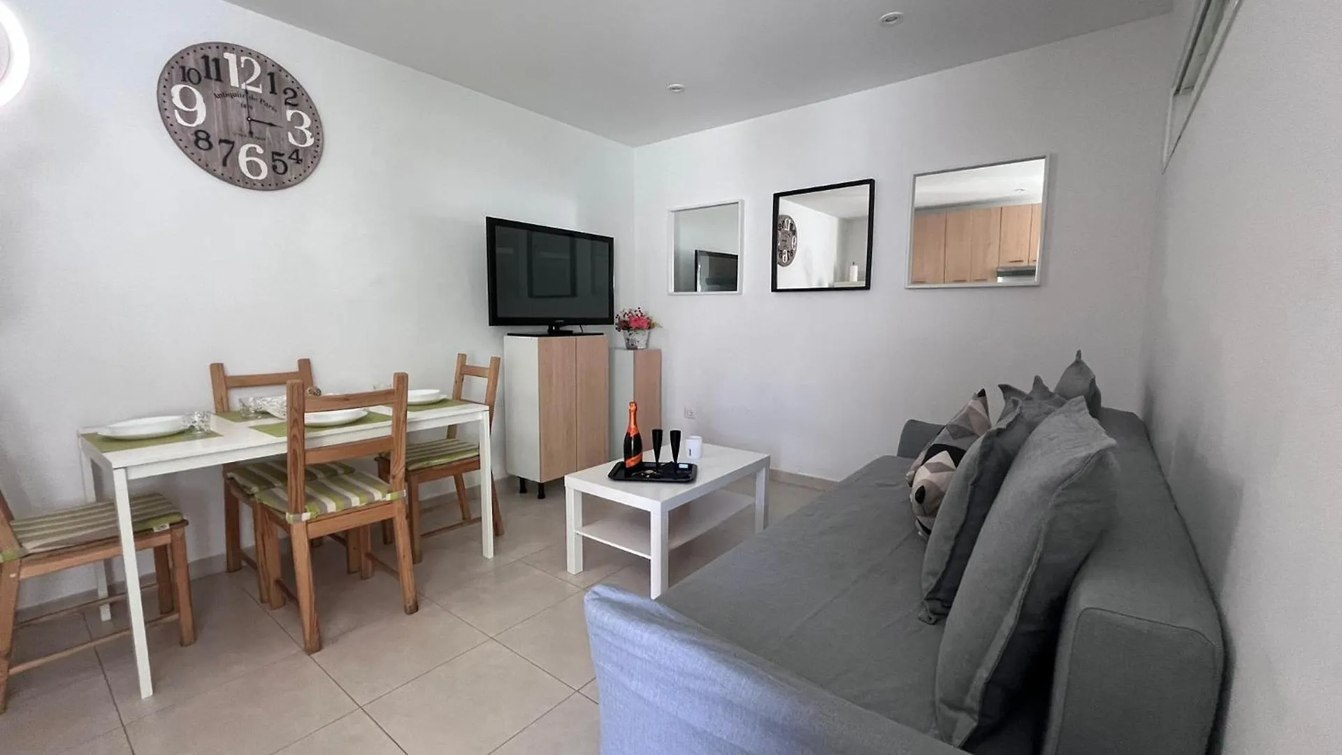 Apartamento Blu Sky Dream -Chayofita Costa del Silencio
